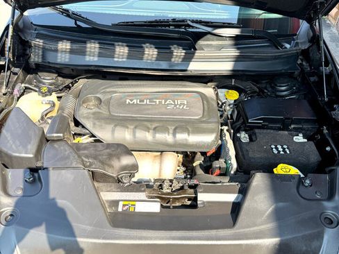 Used 2018 Jeep Cherokee Limited w/ High Altitude Package image 24