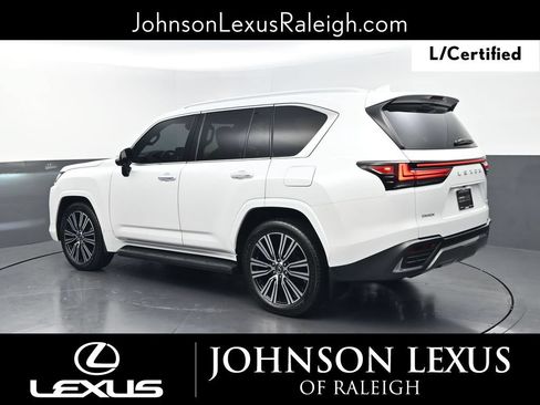 Certified 2024 Lexus LX 600 4WD w/ Luxury Package image 7
