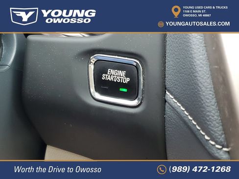Used 2023 GMC Acadia Denali w/ Denali Ultimate Package AWD/4WD image 16