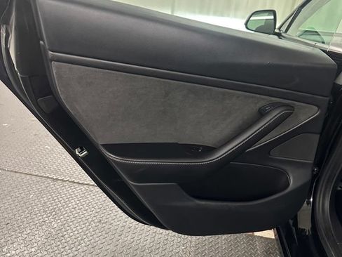 Used 2021 Tesla Model 3 Long Range AWD/4WD image 21