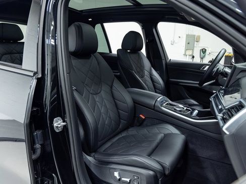 Certified 2024 BMW X5 xDrive40i w/ M Sport Package image 25