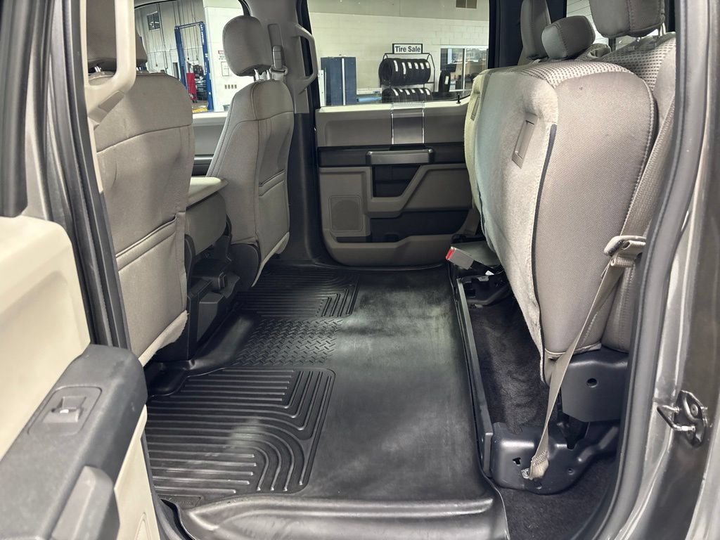 Used 2016 Ford F150 4x4 SuperCrew image 38