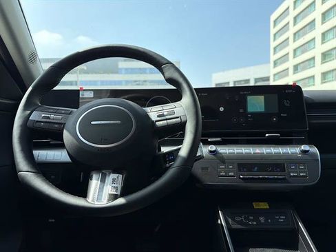 New 2026 Hyundai Kona Limited AWD/4WD image 7