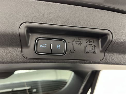 New 2026 Ford Explorer Tremor w/ Tremor Convenience Package AWD/4WD image 32