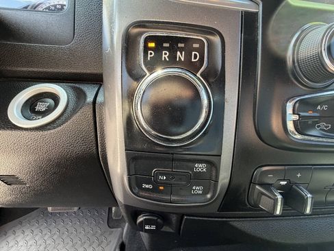 Used 2022 RAM 1500 Warlock AWD/4WD image 23