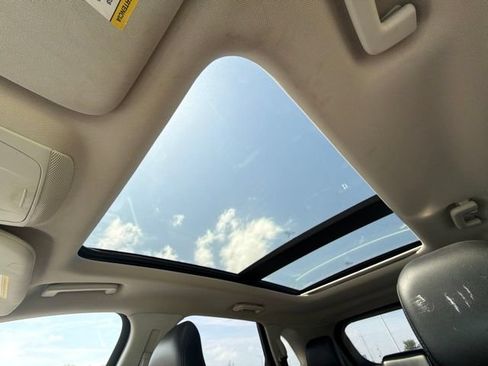 Used 2017 Ford Edge SEL w/ Canadian Touring Package FWD image 43