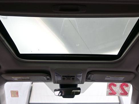 Used 2022 Toyota RAV4 Limited AWD/4WD image 19