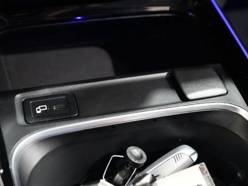 Used 2022 Mercedes-Benz GLA 250 4MATIC image 29
