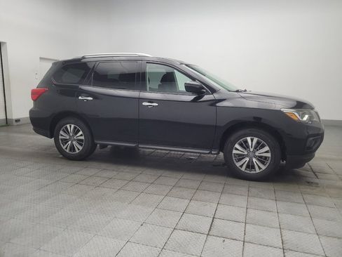 Used 2020 Nissan Pathfinder S FWD image 11