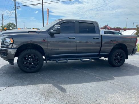 Used 2023 RAM 2500 Big Horn w/ Night Edition AWD/4WD image 4
