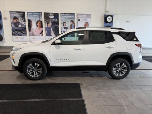 New 2026 Chevrolet Equinox LT w/ Convenience Package II image 8