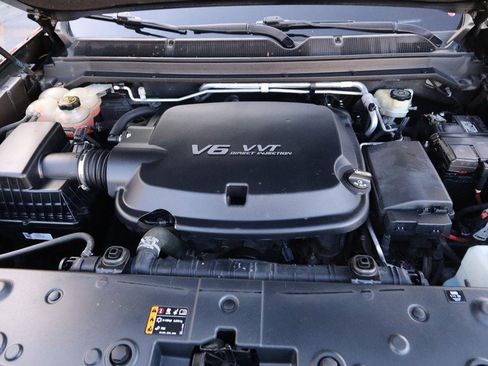 Used 2017 GMC Canyon SLT w/ Trailering Package image 25