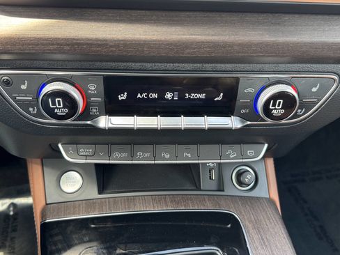 Used 2023 Audi Q5 Prestige w/ Prestige Package AWD/4WD image 26