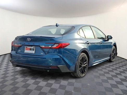 New 2026 Toyota Camry SE image 4