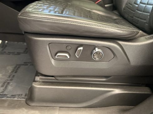 Used 2021 Cadillac Escalade Sport Platinum RWD image 56