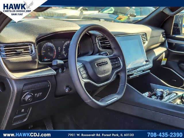 Certified 2025 Jeep Wagoneer Series II w/ Convenience Group I AWD/4WD image 10