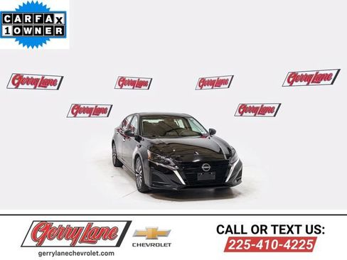 Used 2025 Nissan Altima 2.5 SV FWD image 1