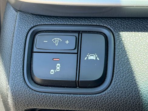 Used 2019 Kia Optima LX FWD image 7