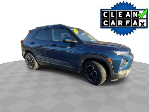 Used 2021 Chevrolet TrailBlazer LT w/ Convenience Package image 2