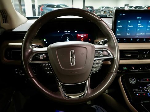 Used 2023 Lincoln Nautilus Reserve w/ Monochromatic Package image 17