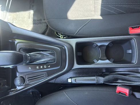 Used 2018 Ford Focus SE FWD image 13