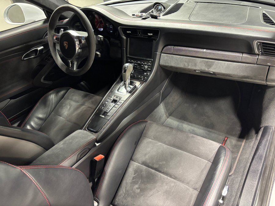 Used 2015 Porsche 911 Carrera S image 15