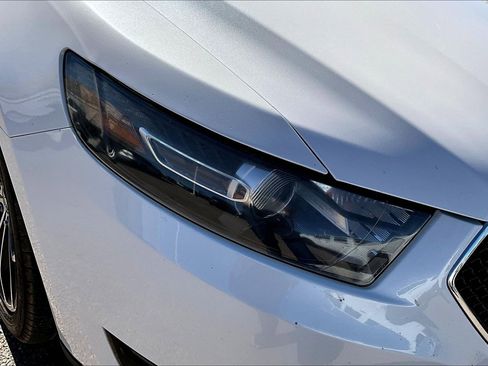 Used 2018 Ford Taurus SHO w/ Sho Performance Package image 32