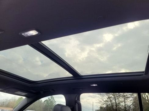 New 2026 GMC Acadia AT4 w/ Luxury Package image 27