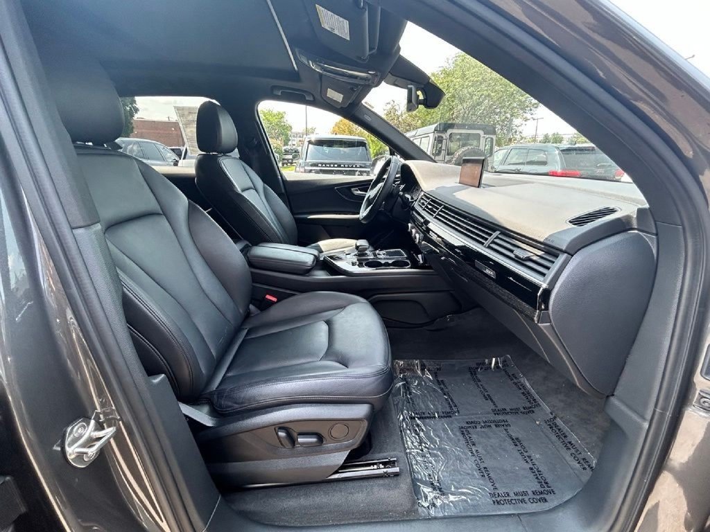 Used 2019 Audi Q7 3.0T Premium AWD/4WD image 13