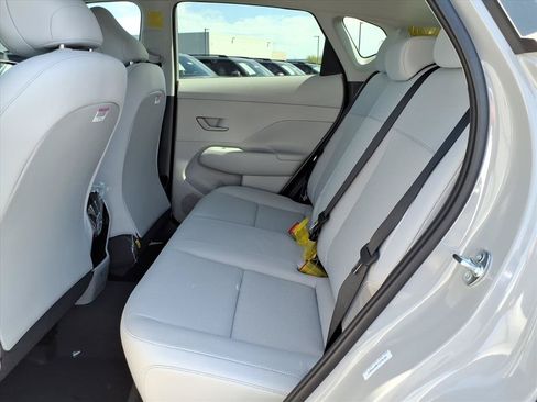 Used 2026 Hyundai Kona SE AWD/4WD image 7