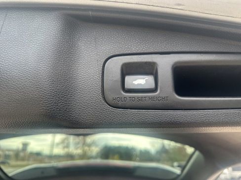 Used 2019 Honda CR-V Touring image 19