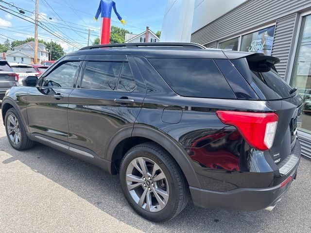 Certified 2023 Ford Explorer XLT w/ Equipment Group 202A AWD/4WD image 8