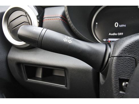 Certified 2025 Nissan Versa SR w/ Trunk Package image 38