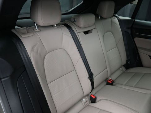 Certified 2025 Porsche Macan Electric image 24