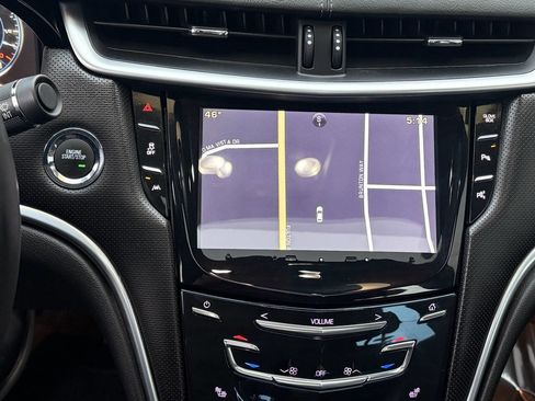 Used 2015 Cadillac XTS Premium image 12