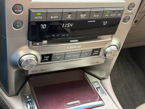 Used 2018 Lexus GX 460 Premium w/ Premium Package AWD/4WD image 32