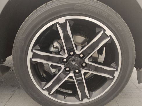 Used 2019 Ford Expedition Max Limited w/ Equipment Group 303A RWD image 31