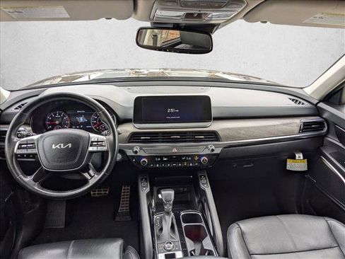 Used 2022 Kia Telluride SX w/ Nightfall Edition Package image 18