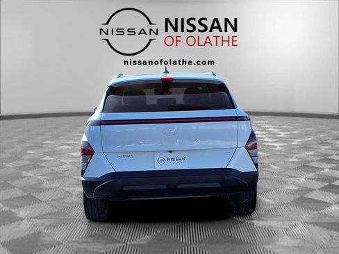 Used 2025 Hyundai Kona SEL image 27