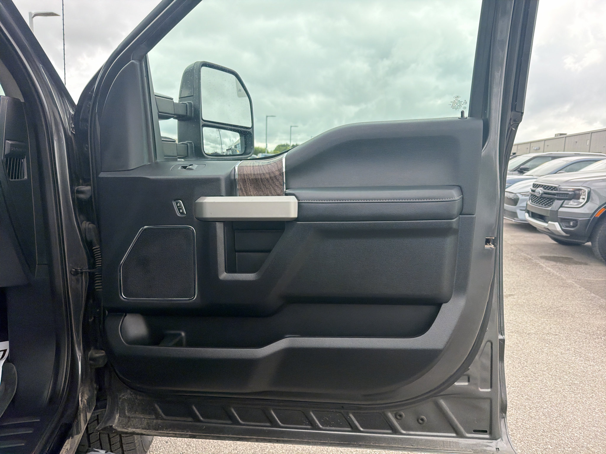 Used 2019 Ford F250 Lariat AWD/4WD image 18