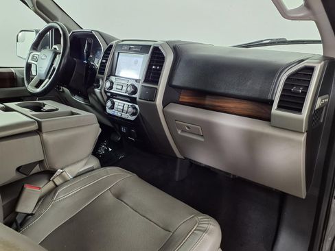 Used 2017 Ford F150 Lariat RWD image 7
