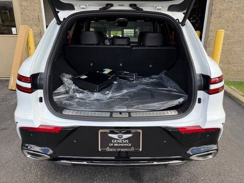 New 2026 Genesis GV70 2.5T Sport Prestige AWD/4WD image 43