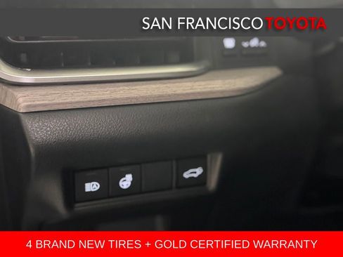 Certified 2024 Toyota Grand Highlander Limited image 21