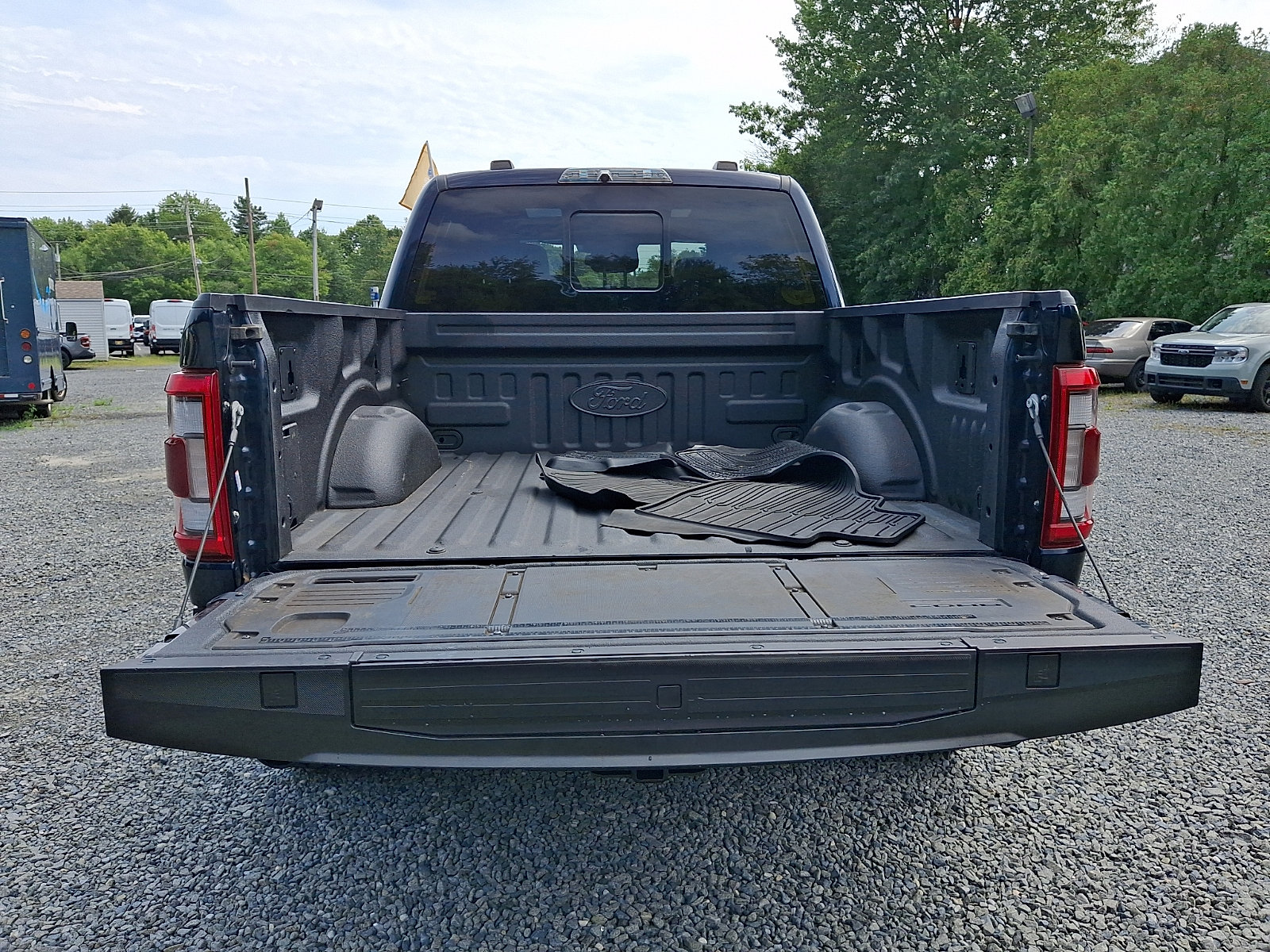 Used 2022 Ford F150 Raptor w/ Equipment Group 801A High AWD/4WD image 29