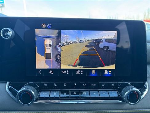 New 2026 Chevrolet Colorado ZR2 w/ Off-Road Front Bumper Package image 22