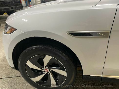 Used 2021 Jaguar F-PACE S image 7