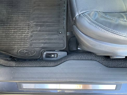 Used 2017 Subaru Outback 2.5i Limited image 15