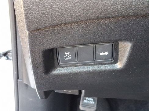 Used 2018 INFINITI Q50 Luxe w/ Essential Package (3.0T Luxe) image 28