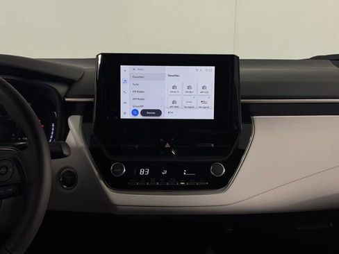 Used 2026 Toyota Corolla SE image 22