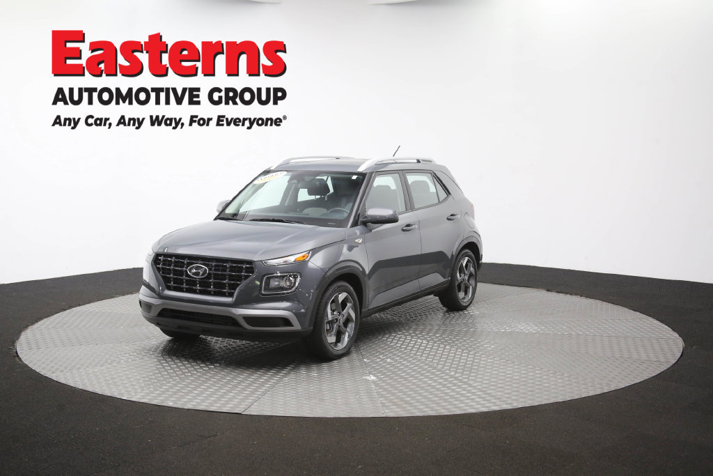 Used 2025 Hyundai Venue SEL FWD image 56